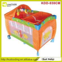 Производитель Baby Play Ярд Diaper Changer Canopy с игрушками